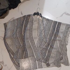 Simply Noelle Elegant Gray and Black Blouse